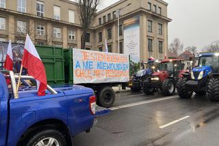 Strajk rolników w centrum Zielonej Góry. Przedsiębiorcy wyjechali na ulice 