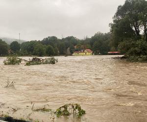 Uzdrowiska zalane! Powódź na południu Polski nie ustępuje. Gdzie jest najgorzej?