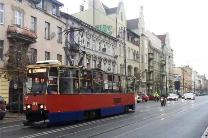 Tramwaj na ulicy Gdańskiej w Bydgoszczy