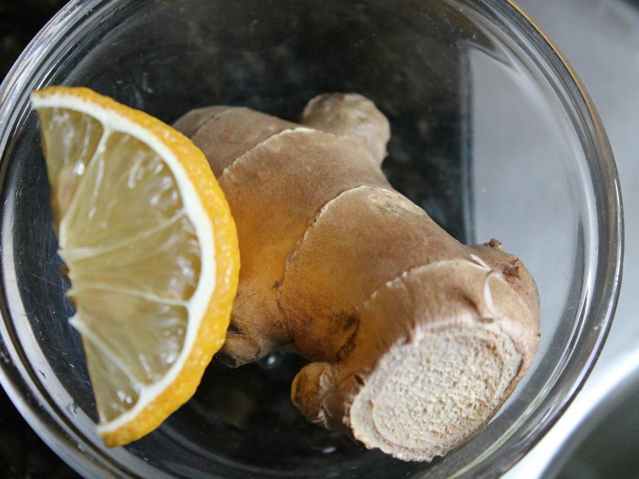 Imbir - niezwykła przyprawa. Dlaczego warto używać imbiru? [WIDEO]