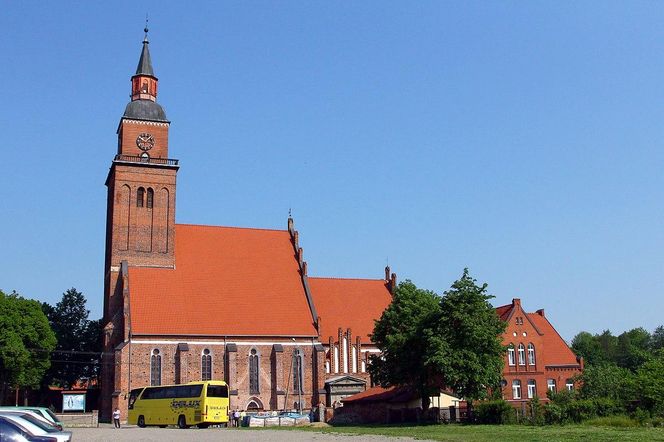 Nietypowe miasto w woj. warmińsko-mazurskim. Mieszka w nim mniej osób niż na wielu wsiach