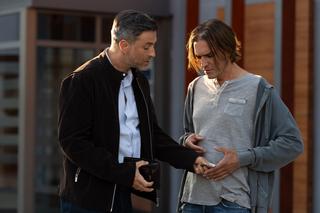 	Na dobre i na złe odc. 902. Marcin Molenda (Filip Bobek), narkoman Słoma (Adam Graczyk)