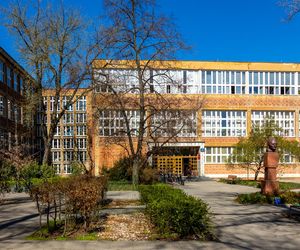XXXV Liceum Ogólnokształcące im. Bolesława Prusa w Warszawie
