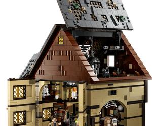 LEGO Ideas Disney Hocus Pocus: Domek sióstr Sanderson