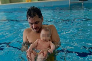 Daniel Martyniuk szaleje z synkiem na basenie. Nowy rozdział w życiu?