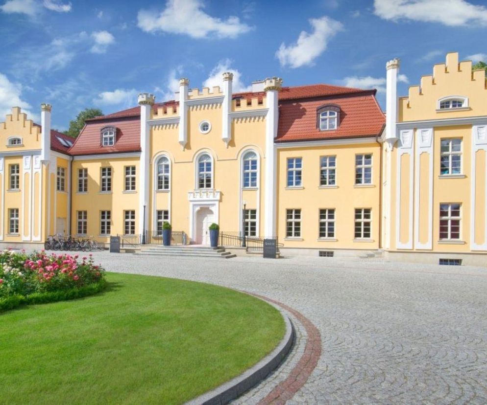 Bajkowy pałac w Gdyni z Kluczami Michelin! Tak wygląda hotel tylko dla dorosłych
