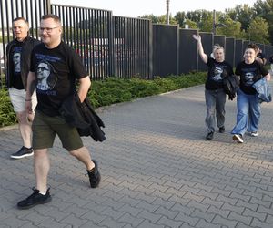Koncert Justina Timberlake'a w Warszawie - fani pod PGE Narodowym