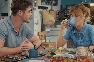 M jak miłość, odcinek 1850: Marcin (Mikołaj Roznerski), Kama (Michalina Sosna) 