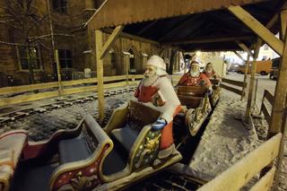 Świąteczny klimat opanowuje toruńską starówkę. Jarmark bożonarodzeniowy tradycyjnie na Rynku Staromiejskim