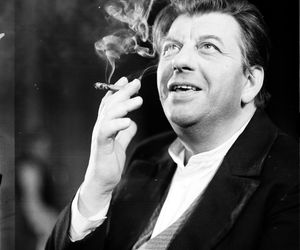 Mariusz Dmochowski, aktor