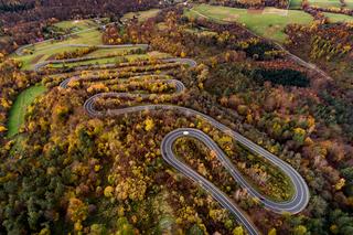 Najbardziej pokręcona trasa w w Polsce. Wiedziałeś, że jest w Bieszczadach?