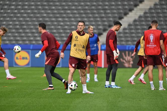 Ostatni trening reprezentacji Polski przed meczem z Austrią. Na stadionie Lewandowski i Dawidowicz 