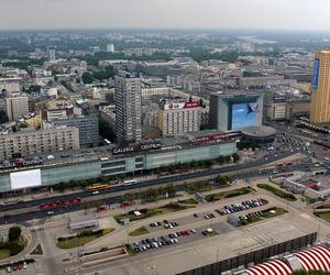 Aż trudno uwierzyć, że tak 20 lat temu wyglądała Warszawa. Miasto nie do poznania!