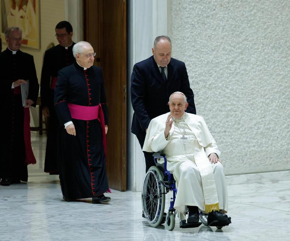 Papież Franciszek w szpitalu. Miał poważne problemy z głosem podczas audiencji