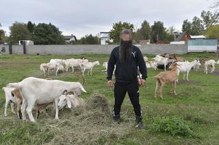 Pasterz z Otwocka głodził kozy Trzaskowskiego