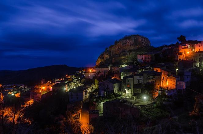 Reggio di Calabria na zdjęciach. Polecisz tam z portu Katowice Airport