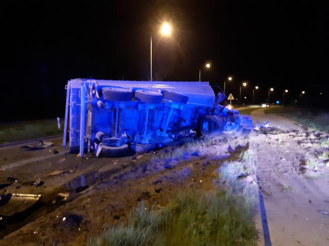 Tragiczny wypadek dwóch ciężarowek w Końskich