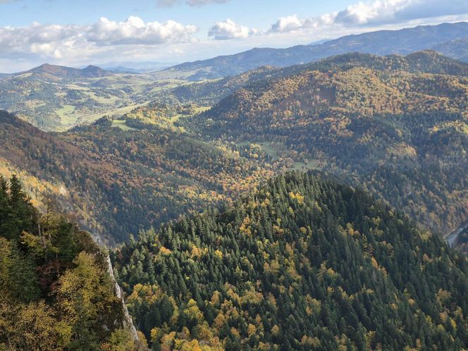 To jedno z najstarszych polskich uzdrowisk najpiękniej wygląda jesienią. Kurowali się w nim Sienkiewicz, Prus, Matejko i Konopnicka