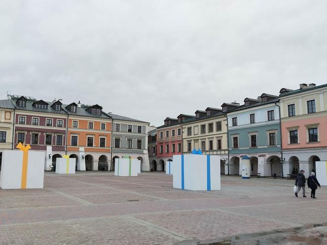 Dekoracje świąteczne na Rynku Wielkim w Zamościu