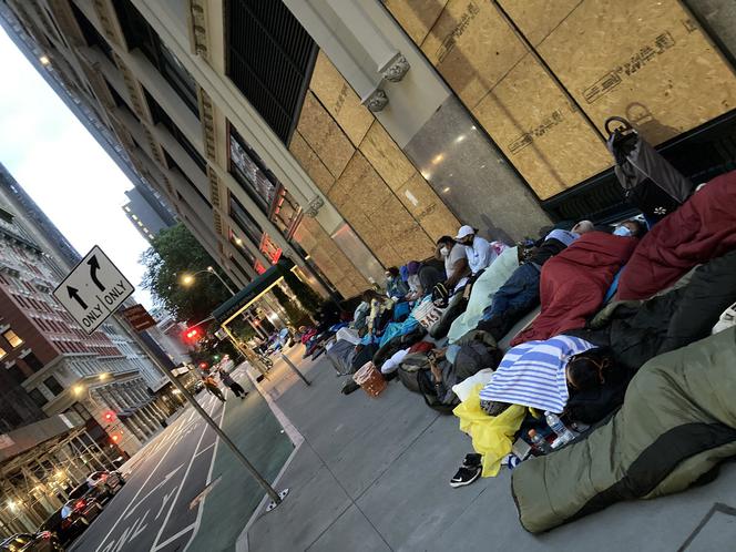 Niezbędni, ale wykluczeni protestują na Manhattanie