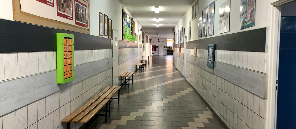 Pusta szkoła podstawowa nr 5 w Szczecinku