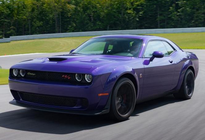 Dodge Challenger R/T Scat Pack Widebody