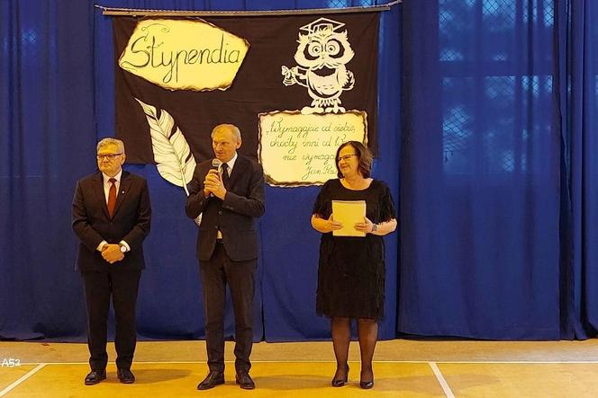 Gmina Iława przyznała stypendia uczniom