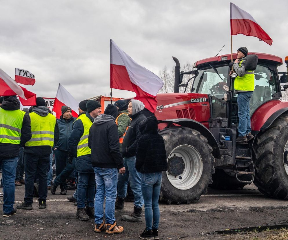 Strajk rolników. Ciągniki blokują drogi w całej Polsce. Gigantyczne utrudnienia