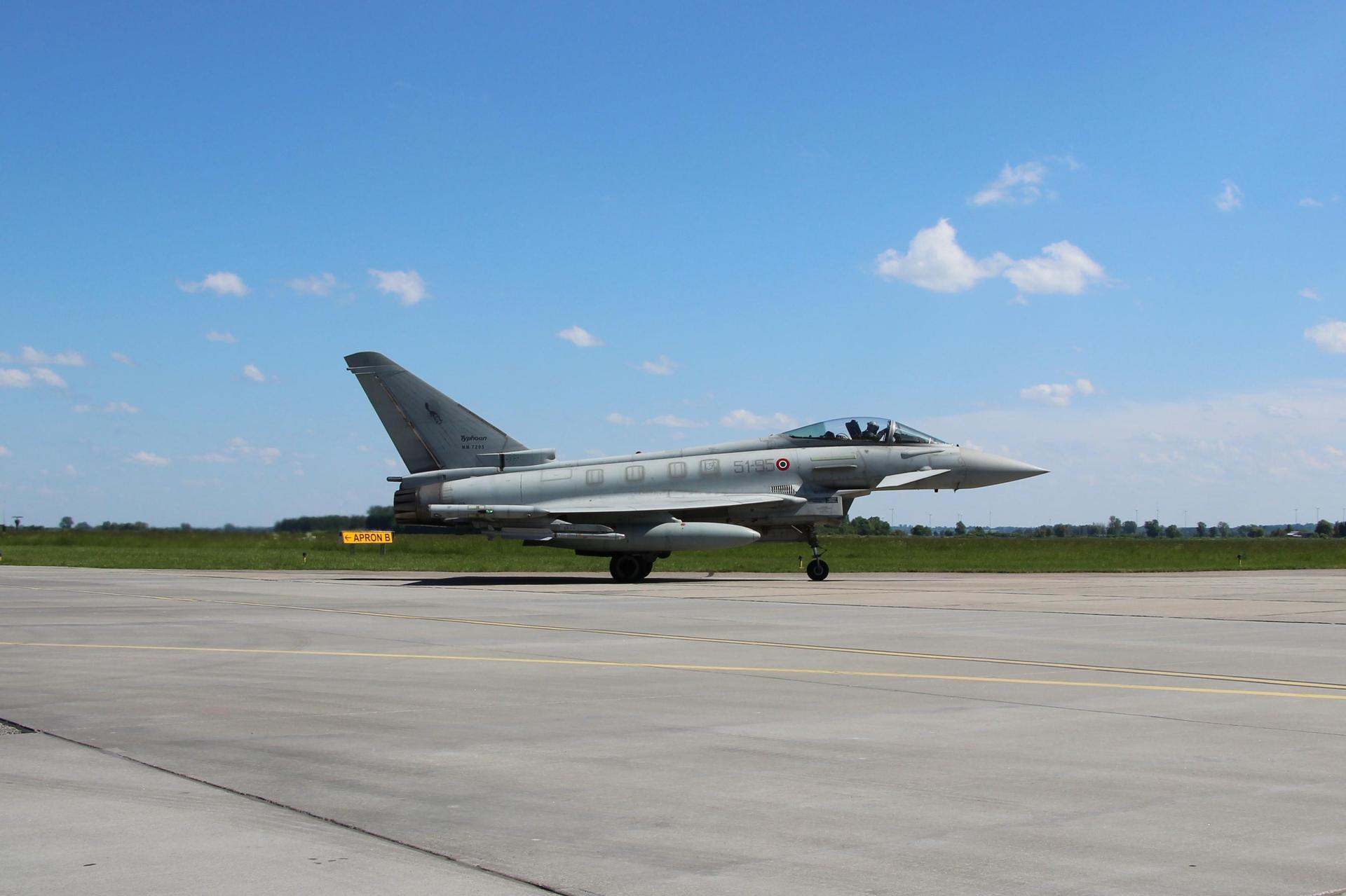 Włoski Eurofighter Typhoon w 22 BLT