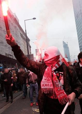 To oni demolowali Warszawę w czasie marszu