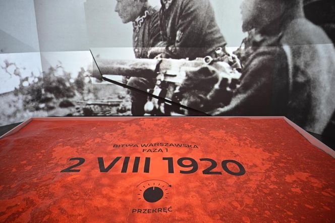 Muzeum Bitwy Warszawskiej. Pierwsze zdjęcia ze środka