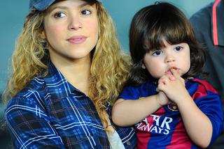 Shakira z synem na meczu Barcelony! Milan kibicuje TATUSIOWI? Zobaczcie ZDJĘCIA! :)