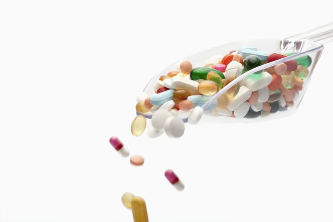 Leki biologiczne dzielą się na leki referencyjne (oryginalne) i leki biopodobne. Dlaczego między lekami biologicznymi referencyjnymi a biopodobnymi nie można postawić znaku równości?