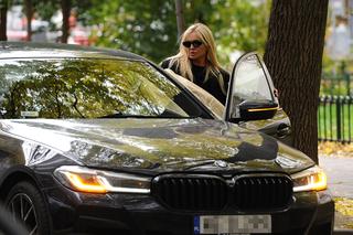 Ekskluzywna Olejnik z torebką za 17 tys. zł przyjechała do pralni w luksusowym BMW
