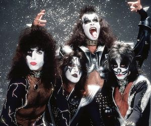 Kiss