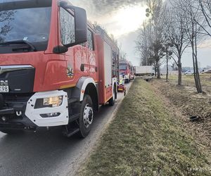 Poważny wypadek pod Wrocławiem. 8-latka trafiła do szpitala 