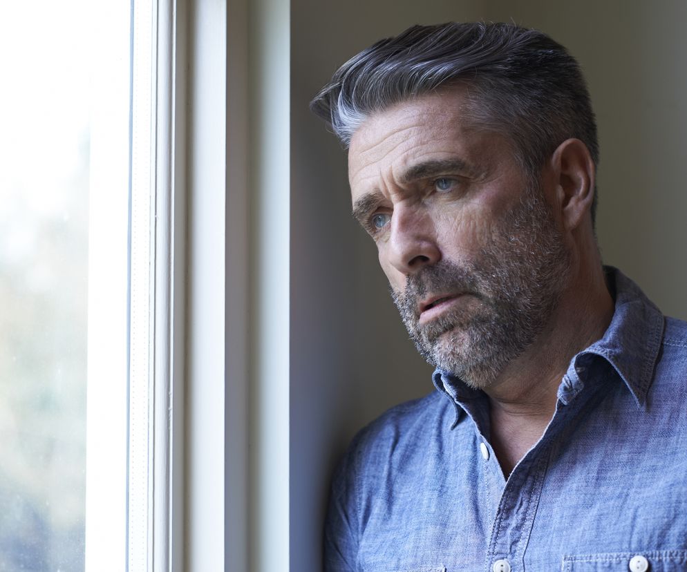 Syndrom presuicydalny - jak rozpoznać symptomy samobójcze i pomóc osobie ich doświadczającej?