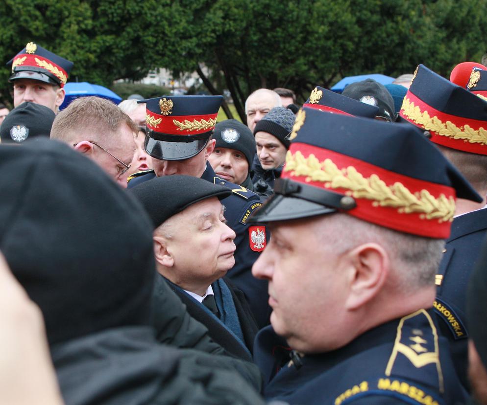 5. posiedzenie Sejmu X kadencji. Przed Sejmem stawili się Maciej Wąsik i Mariusz Kamiński w otoczeniu posłów PiS