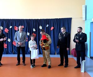 Iwo uratował rodzinę z pożaru.