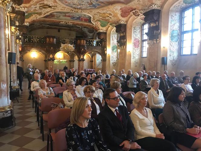 Konferencja Europejskiego Stowarzyszenia Starszych Studiujących.