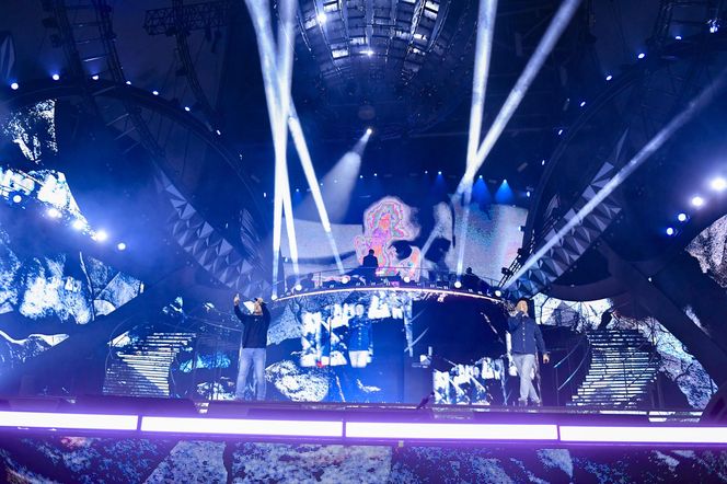 Tragiczna śmierć Magika poruszyła Polskę, a ale jego muzyka wciąż żyje. Teraz Paktofonika wystąpi w Opolu