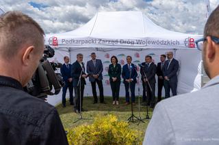 Szybciej na lotnisko w Jasionce z Rzeszowa. Ruszyła budowa drogi za ponad 100 mln zł 