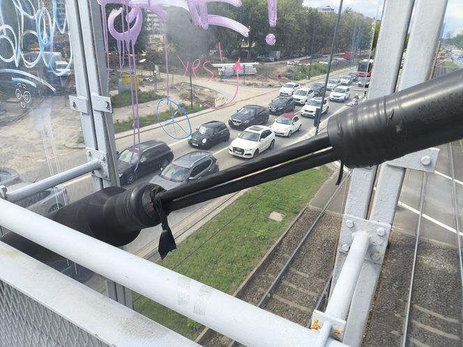 Kolejna kładka do likwidacji w Warszawie. W jej miejscu powstanie przejście naziemne