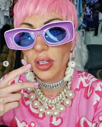 Nie żyje "Ludzka Barbie"! 31-letnia influencerka znaleziona martwa w mieszkaniu!