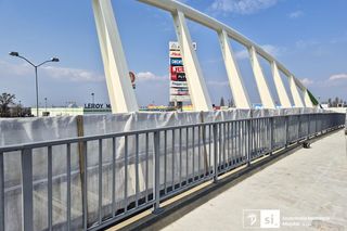 Utrudnienia na głównej wylotówce z miasta. Z powodu budowy kładki zamkną pasy ruchu na obu jezdniach ul. Struga