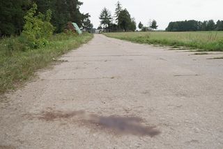 Pijany pracownik napadł z kijem na szefa