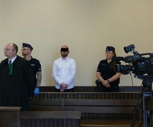 Chciał żywcem spalić żonę. Sekundy dzieliły ją od śmierci. Spędzi w więzieniu długie lata