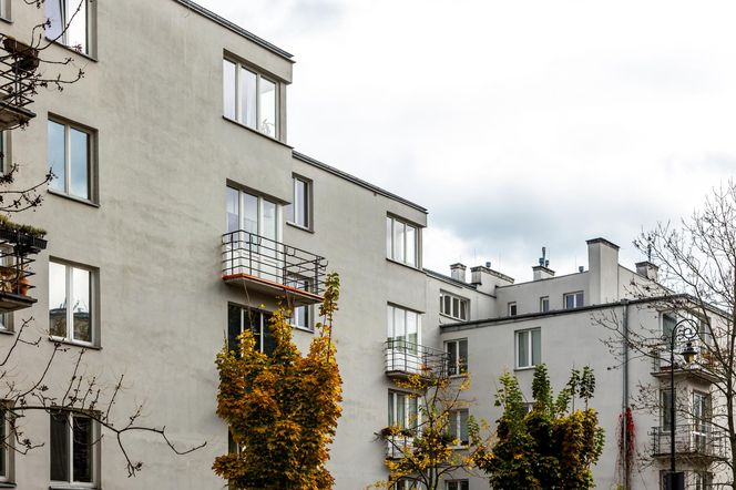 Blok przy ul. Słonecznej 50 w Warszawie