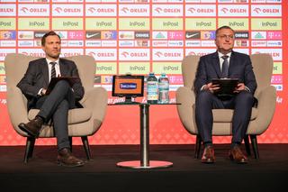 Czesław Michniewicz na spacerze z psem