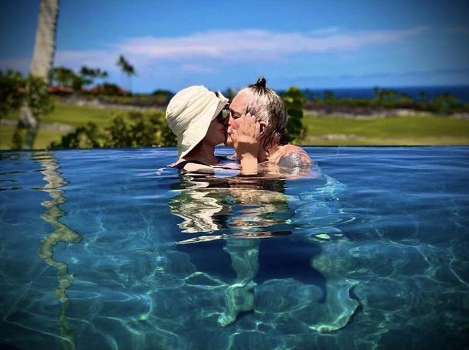 Miłość, która przetrwała piekło. Historia Ozzy’ego i Sharon Osbourne – toksyczna, szalona i prawdziwa